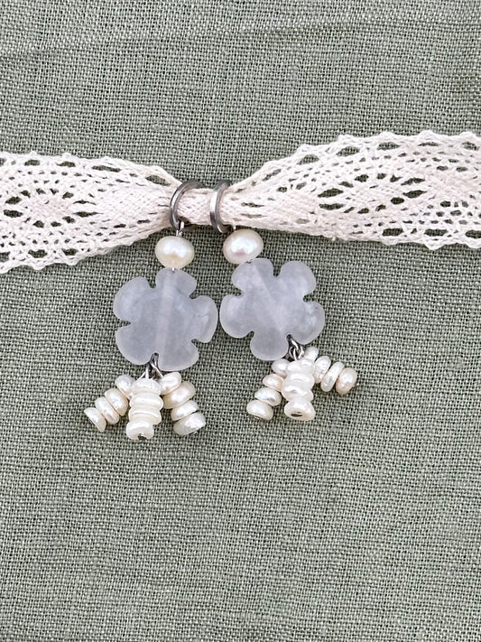 Fleur Blanche Pendants
